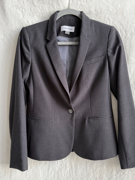 NWOT Calvin Klein Suit Jacket - Charcoal Gray - Size 6P - Picture 2 of 12